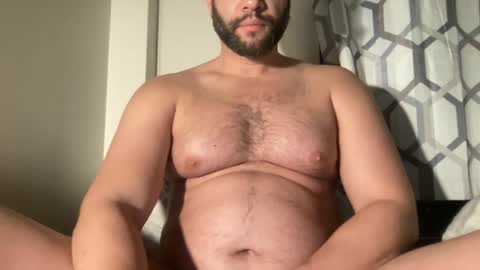 Snapshot of fuckyeahcoach chatting on January 4, 12:37 am Muscle Bear Jock in Training online show from January 4, 12:37 am