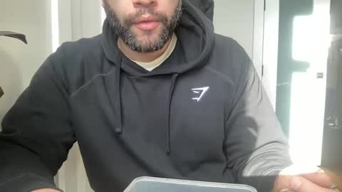 Snapshot of fuckyeahcoach chatting on January 5, 3:02 pm Muscle Bear Jock in Training online show from January 5, 3:02 pm