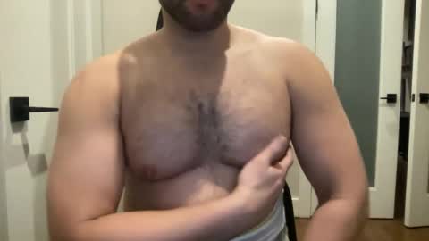 Snapshot of fuckyeahcoach chatting on January 16, 10:32 am Muscle Bear Jock in Training online show from January 16, 10:32 am