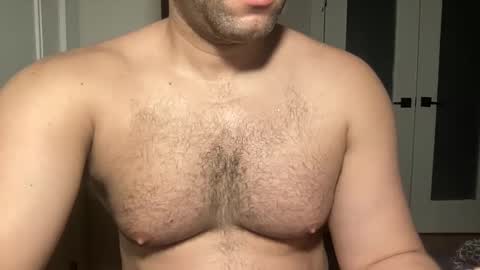 Snapshot of fuckyeahcoach chatting on March 8, 10:22 am Muscle Bear Jock in Training online show from March 8, 10:22 am