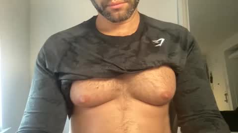 Snapshot of fuckyeahcoach chatting on September 21, 11:45 am Muscle Bear Jock in Training online show from September 21, 11:45 am