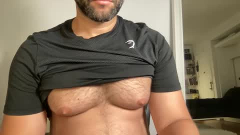 Snapshot of fuckyeahcoach chatting on September 24, 7:44 am Muscle Bear Jock in Training online show from September 24, 7:44 am