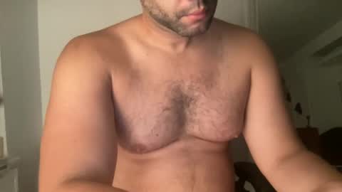Snapshot of fuckyeahcoach chatting on October 5, 6:23 am Muscle Bear Jock in Training online show from October 5, 6:23 am