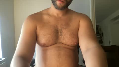 Snapshot of fuckyeahcoach chatting on October 19, 9:26 pm Muscle Bear Jock in Training online show from October 19, 9:26 pm