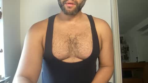Snapshot of fuckyeahcoach chatting on October 20, 12:27 pm Muscle Bear Jock in Training online show from October 20, 12:27 pm