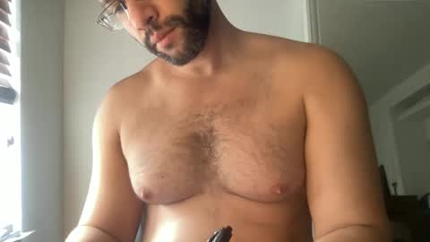 Snapshot of fuckyeahcoach chatting on October 26, 2:01 pm Muscle Bear Jock in Training online show from October 26, 2:01 pm