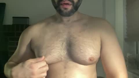 Snapshot of fuckyeahcoach chatting on January 6, 8:29 am Muscle Bear Jock in Training online show from January 6, 8:29 am
