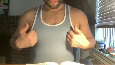 Snapshot of fuckyeahcoach chatting on February 20, 6:19 pm Muscle Bear Jock in Training online show from February 20, 6:19 pm