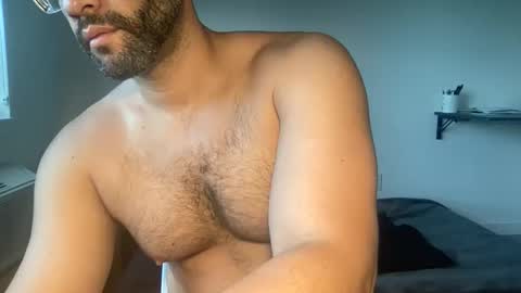 Muscle Bear Jock in Training online show from May 14, 8:26 pm