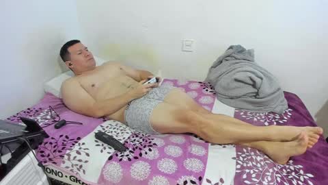 Snapshot of fuckynations chatting on January 22, 5:59 am Fuckdirtymen online show from January 22, 5:59 am