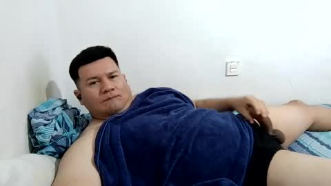 Snapshot of fuckynations chatting on July 5, 1:12 am Fuckdirtymen online show from July 5, 1:12 am
