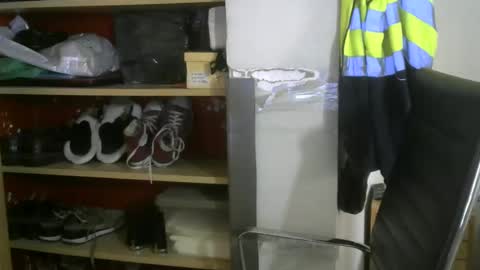 Snapshot of fuerte440 chatting on October 10, 8:46 am fuerte440 online show from October 10, 8:46 am