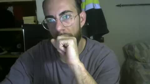 Snapshot of fuerte440 chatting on December 15, 7:45 am fuerte440 online show from December 15, 7:45 am