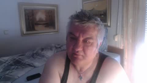 fukingcrazy online show from April 28, 9:25 am