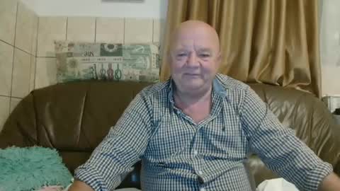 fullballs6 online show from October 3, 1:57 am