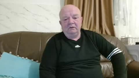 fullballs6 online show from March 12, 3:23 am