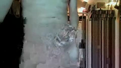 Snapshot of fullsvc chatting on November 9, 5:11 pm fullsvc online show from November 9, 5:11 pm