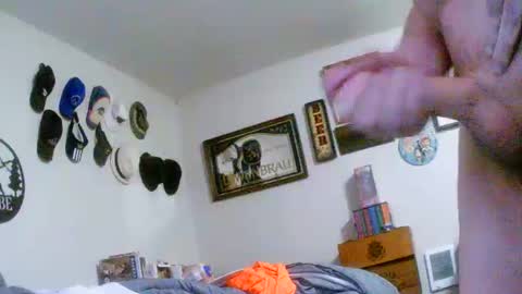 Snapshot of fultonstreet196860 chatting on March 12, 1:36 am fultonstreet196860 online show from March 12, 1:36 am