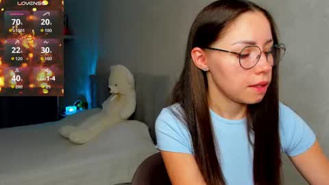 Snapshot of fun__nd__bun chatting on June 23, 1:25 am fun__nd__bun online show from June 23, 1:25 am