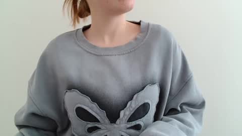Emma online show from April 27, 9:07 am