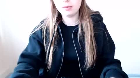 Emma online show from June 16, 8:06 am