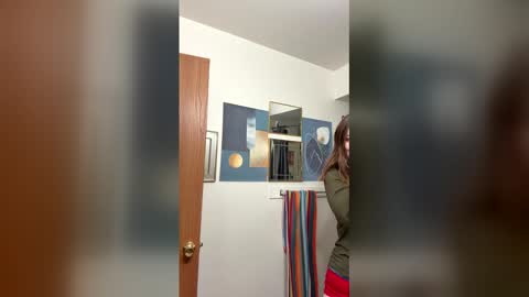 Linnys Palace online show from March 23, 4:44 pm