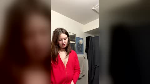 Linnys Palace online show from March 25, 5:19 pm