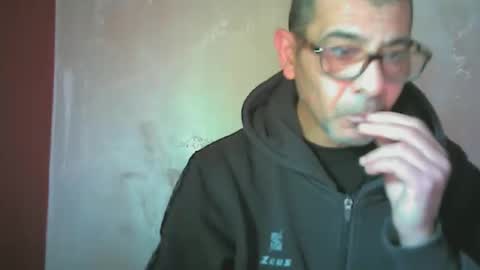 funic723 online show from April 4, 6:11 am