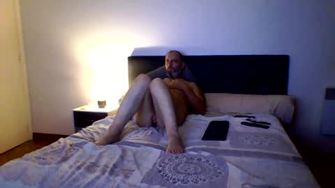 Snapshot of funissimo chatting on August 8, 5:26 pm funissimo online show from August 8, 5:26 pm
