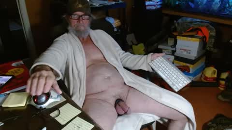 Snapshot of funmike2000 chatting on December 29, 4:08 pm mike online show from December 29, 4:08 pm