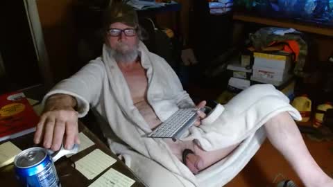 Snapshot of funmike2000 chatting on January 11, 2:30 am mike online show from January 11, 2:30 am