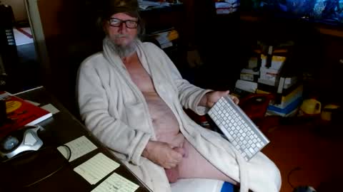 Snapshot of funmike2000 chatting on January 21, 4:48 pm mike online show from January 21, 4:48 pm