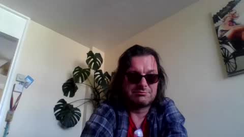 Snapshot of funn333222 chatting on June 14, 5:04 pm funn333222 online show from June 14, 5:04 pm