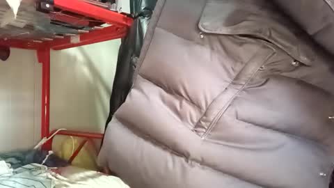 Italian men online show from February 1, 9:30 am