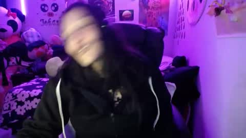 Linda Cataleya-  mackenzie girls online show from March 8, 4:56 am