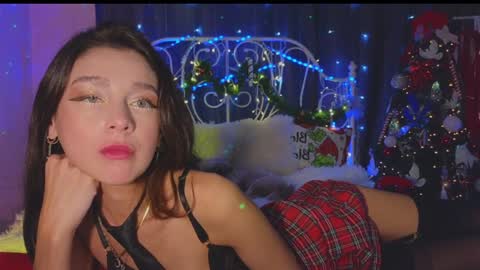 Snapshot of funny_whotsss chatting on December 20, 1:03 am Tiffany online show from December 20, 1:03 am