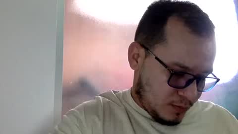 Snapshot of funnyboys18 chatting on December 6, 7:01 pm Zanty online show from December 6, 7:01 pm