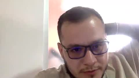 Snapshot of funnyboys18 chatting on February 25, 6:53 pm Zanty online show from February 25, 6:53 pm