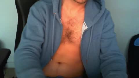 YWhiteNiceMan online show from February 10, 8:29 am