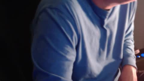 Snapshot of funnyme1234 chatting on October 22, 2:23 am jerry online show from October 22, 2:23 am