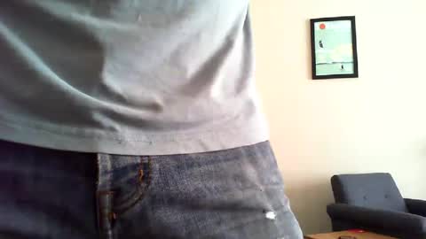 Snapshot of funslimguy chatting on July 21, 5:26 pm Funslimguy online show from July 21, 5:26 pm