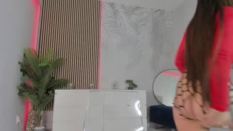 Snapshot of funtasy_world chatting on February 15, 5:15 am Jessy online show from February 15, 5:15 am