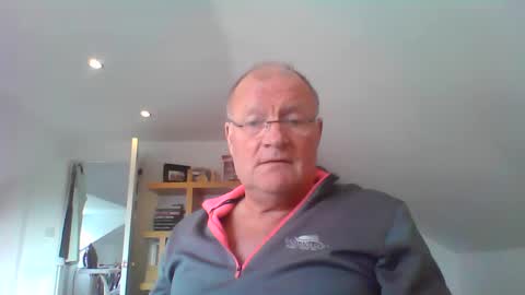 Snapshot of funtime88888 chatting on February 19, 2:34 pm funtime88888 online show from February 19, 2:34 pm