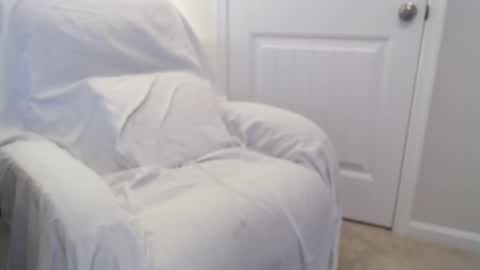 Snapshot of furring chatting on January 6, 2:03 pm furring online show from January 6, 2:03 pm