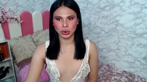 Snapshot of fuschiafucker chatting on February 8, 3:41 am fuschiafucker online show from February 8, 3:41 am