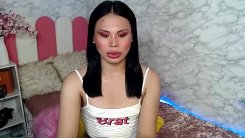 Snapshot of fuschiafucker chatting on February 22, 8:07 am fuschiafucker online show from February 22, 8:07 am