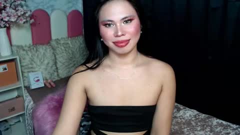 Snapshot of fuschiafucker chatting on November 14, 6:12 am fuschiafucker online show from November 14, 6:12 am