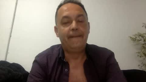 Snapshot of futbolin95 chatting on October 25, 11:54 pm futbolin95 online show from October 25, 11:54 pm