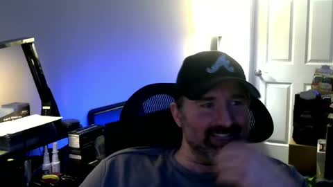 Snapshot of fuzz08 chatting on July 8, 10:03 pm fuzz08 online show from July 8, 10:03 pm