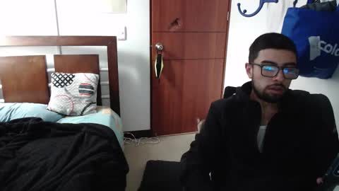 andrew online show from October 20, 4:07 pm